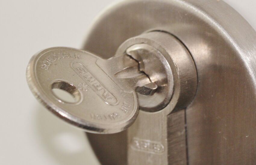 door lock, castle, key-407427.jpg